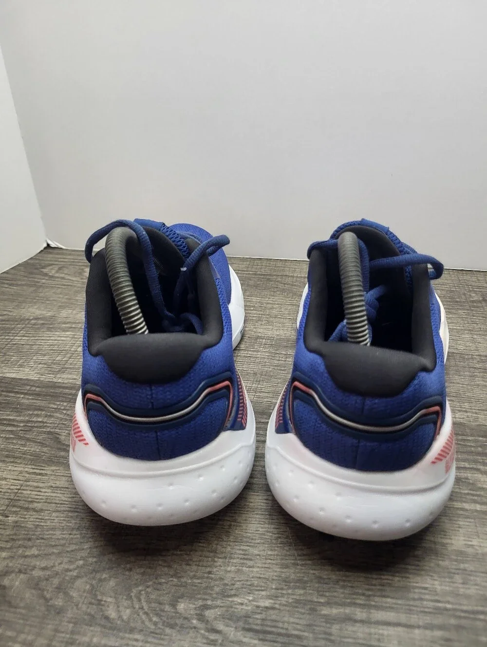 Brooks gently used